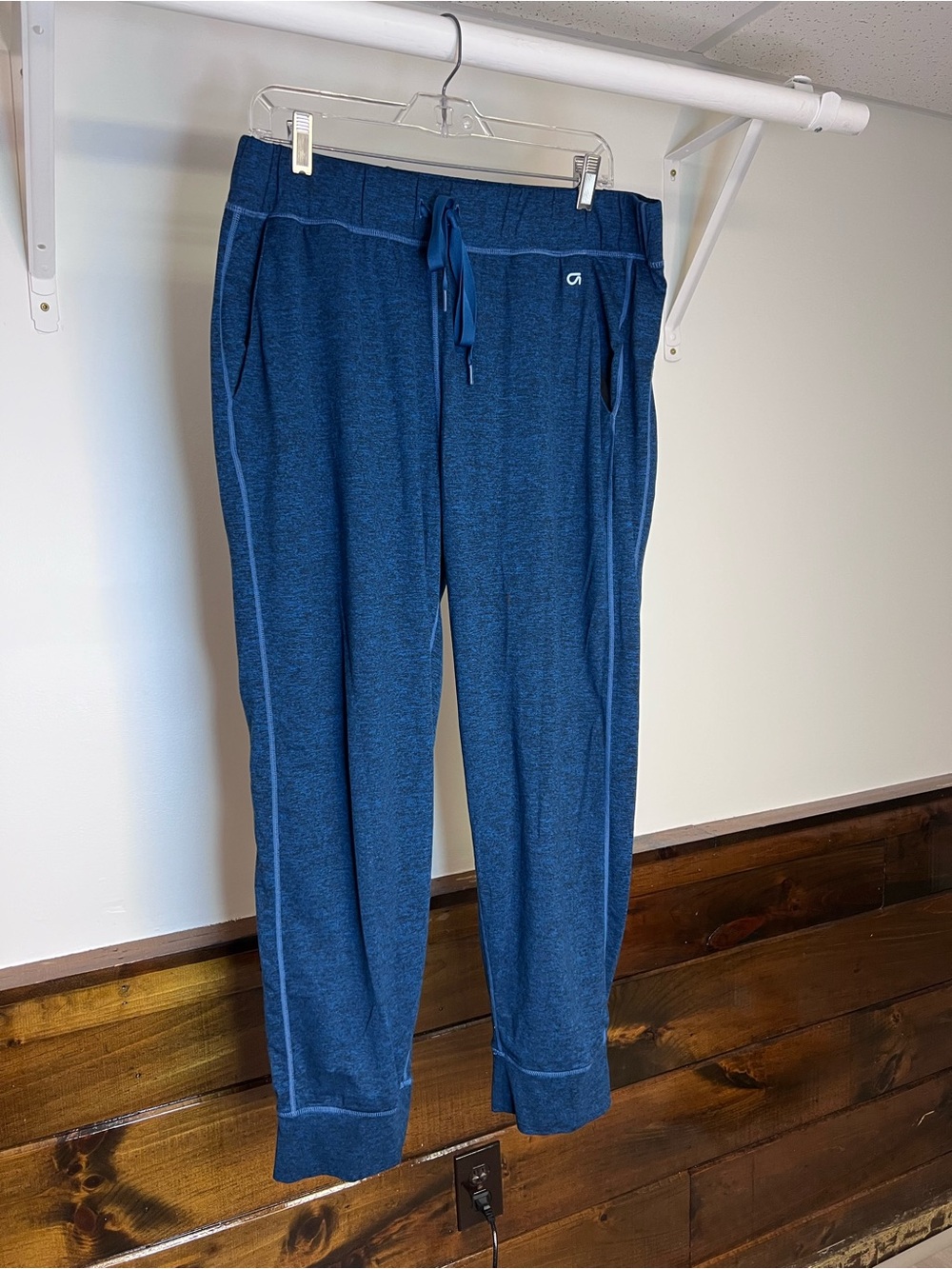Women’s Gap Fit Blue Knit Jogger Pants- XL